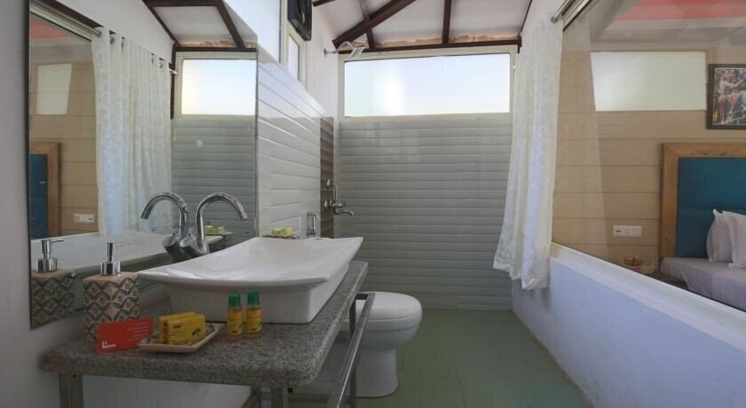 Вид Tahira Beach Resort 3*